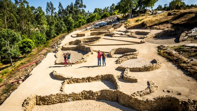 Excavaciones en Monte do Castro, Ribadumia.