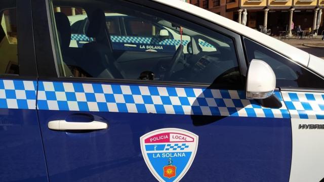 -Policía coches patrulla