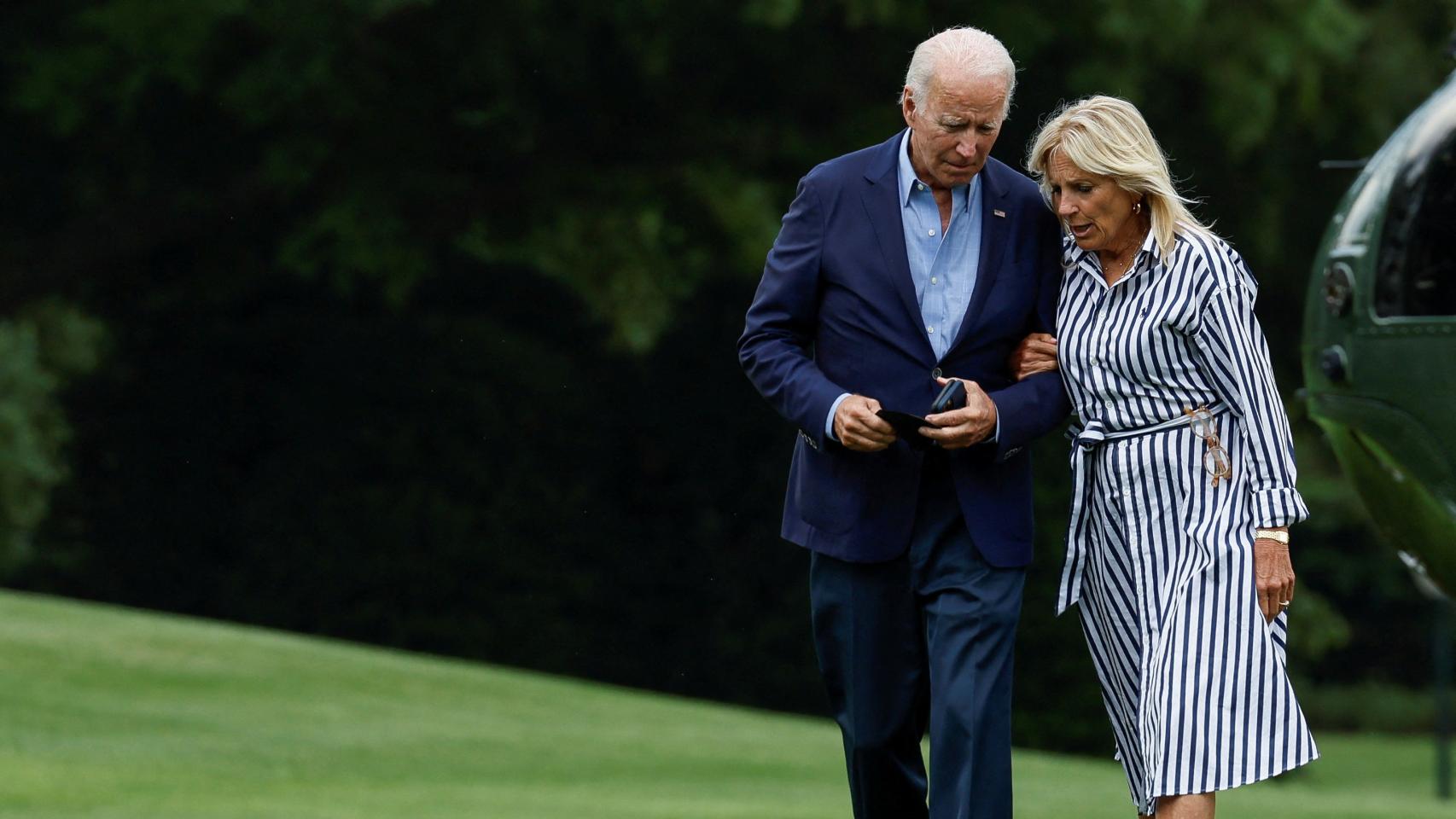 Jill Biden junto a su esposo, Joe Biden, en una imagen del pasado 8 de agosto.
