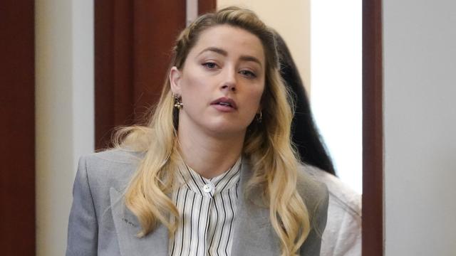 Amber Heard en una de las sesiones del juicio contra Johnny Depp, en mayo de 2022.