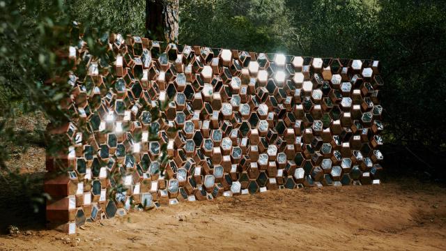 Olafur Eliasson, 'Quasi Brick Wall', 2002. Fotos: Daniel Schäfer