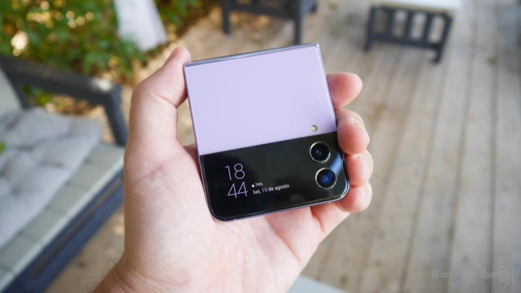 Galaxy Z Flip 4