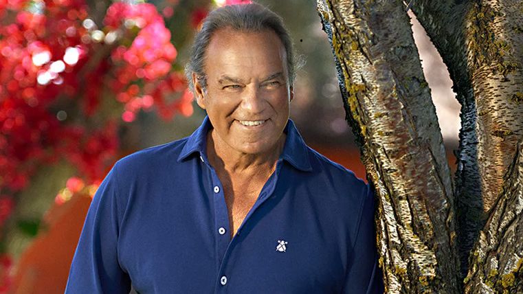 Imágenes del día: Bertín Osborne llega a la Feria de Albacete con '40 años son pocos'