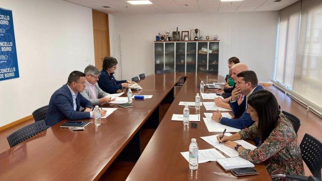 Alcaldes de O Barbanza se reúnen con Medio Rural para abordar medidas de regeneración tras los incendios