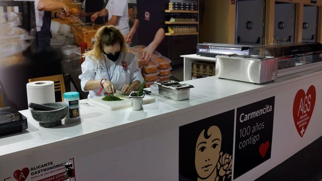 Carmencita en la feria Alicante Gastronómica 2021.