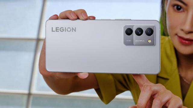 Lenovo Legion Y70