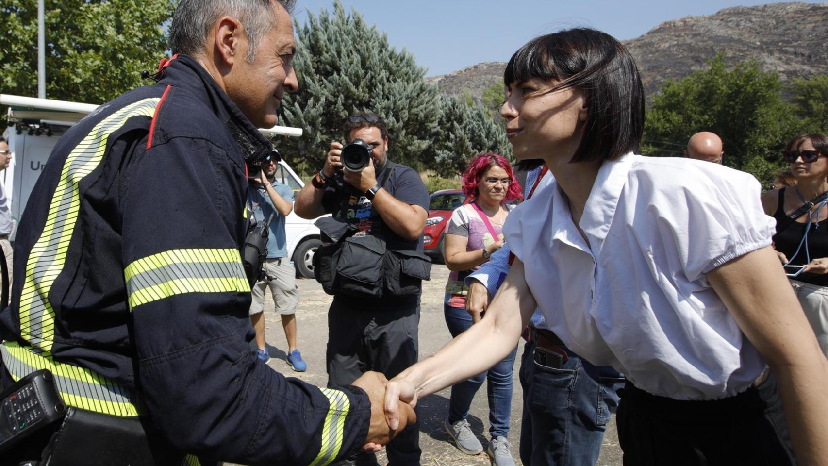 Visita de la ministra valenciana Diana Morant, exalcaldesa de Gandía, a la zona de la Vall d'Ebo, el pasado miércoles.