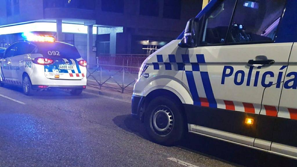 Dos vehículos de la Policía Local de Valladolid