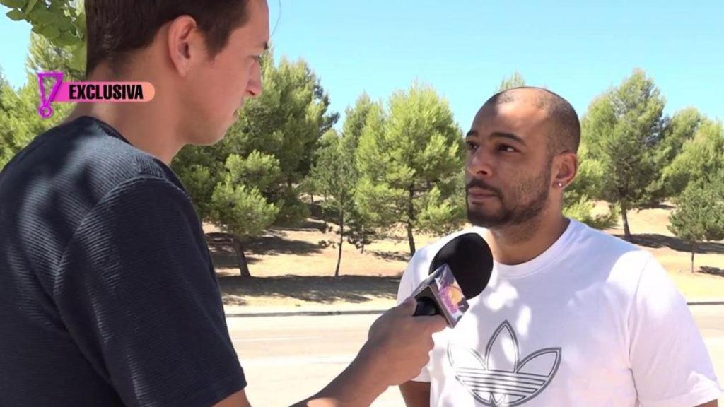 Lluvia de críticas a 'Ya es verano' por su entrevista al 'youtuber' Borja Escalona.