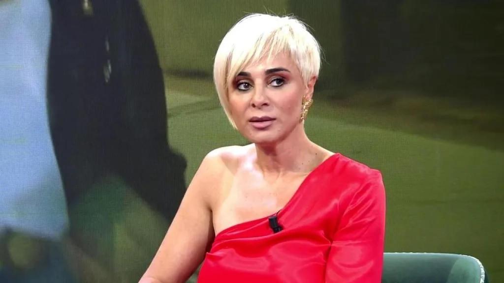 Ana María Aldón, en un plató de televisión.