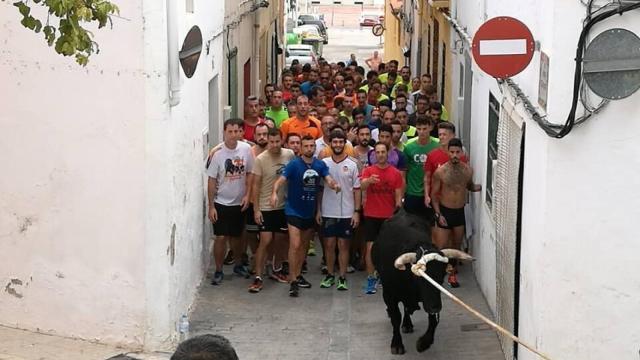 La localidad de Vallada ha decretado un día de luto por la muerte de un joven en los festejos, en la imagen los desarrollados anteriormente.
