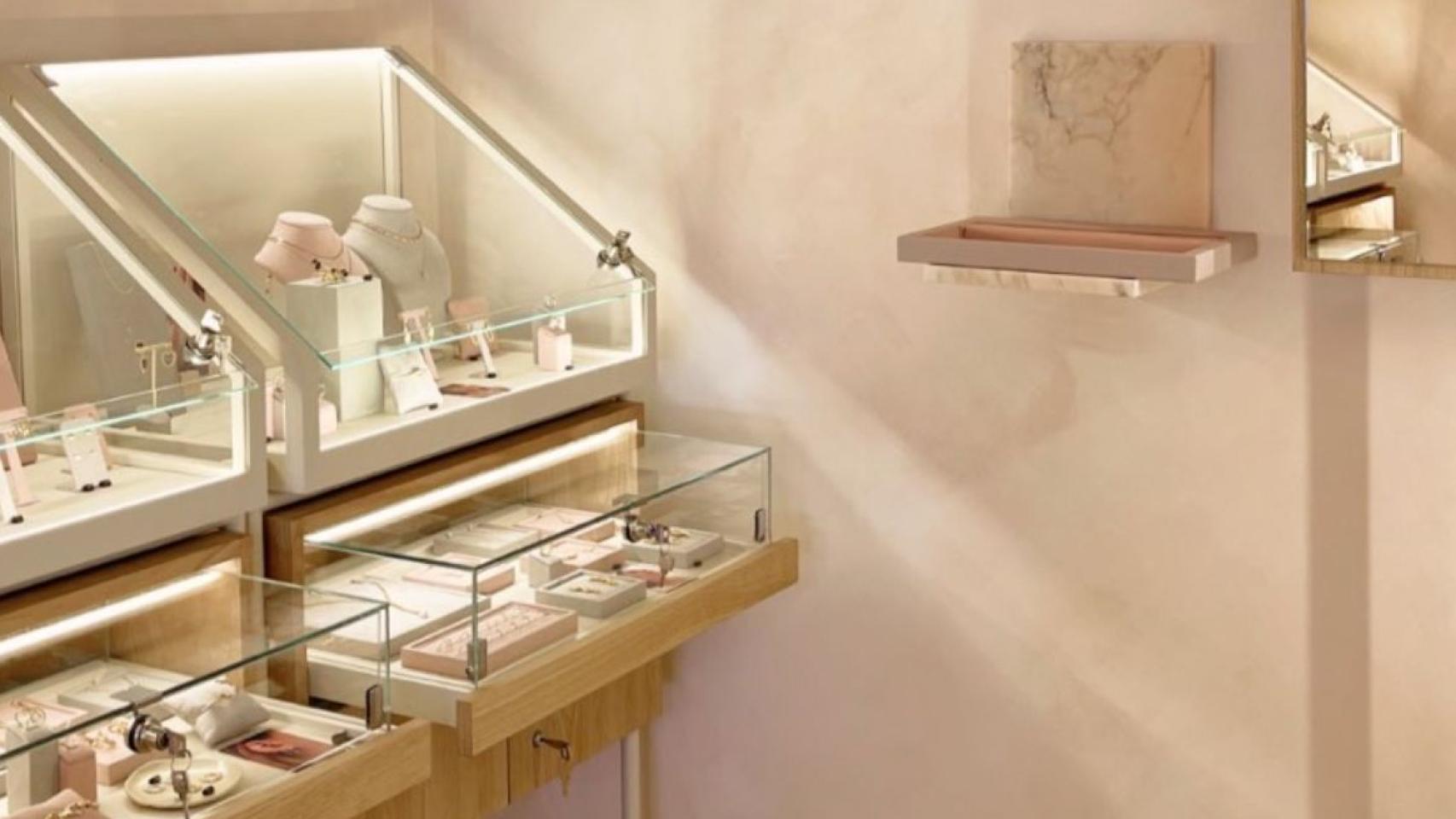 La firma de joyas 'Dime que me quieres' inaugura tienda física en Málaga.