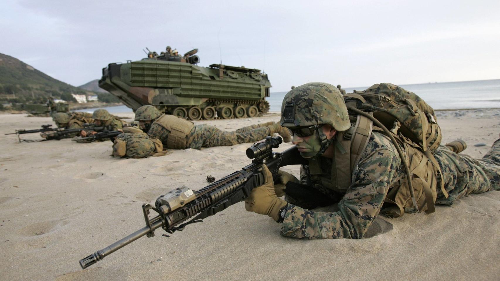 Ejercicios militares de soldados de Estados Unidos.