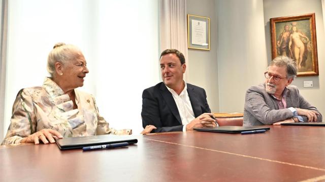 Diputación firma un convenio con Amigos de la Ópera