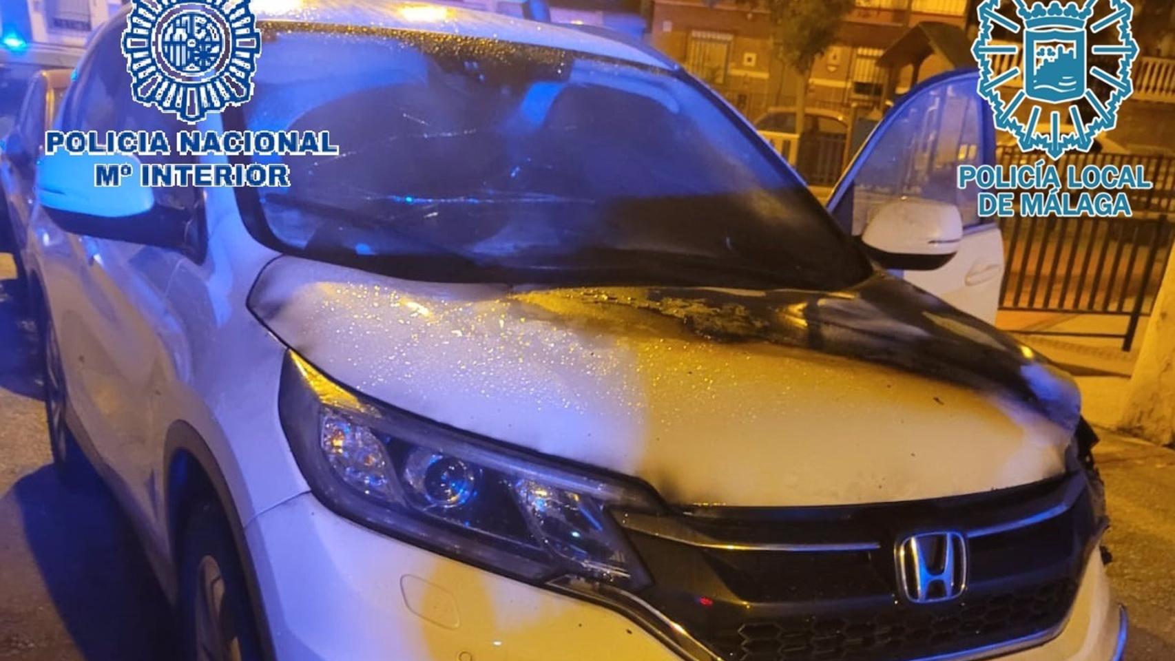 Imagen de un vehículo afectado por el fuego.