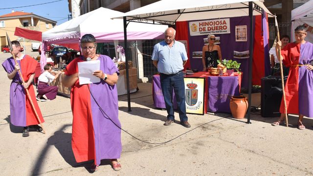 Lectura del pregón en el Mercado del Feudal de Hinojosa de Duero