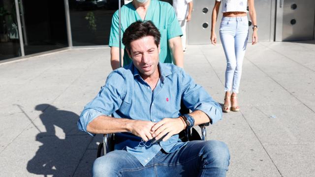 José Antonio Canales Rivera a su salida del hospital este domingo 28 de agosto de 2022.