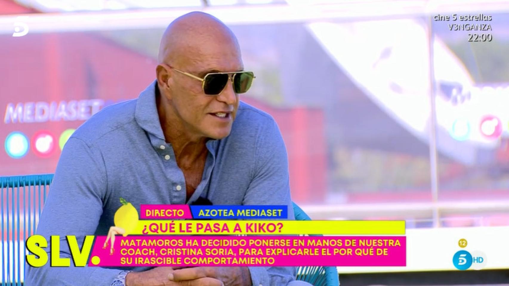 Kiko Matamoros reaparece en 'Sálvame' y se sincera sobre sus inseguridades.