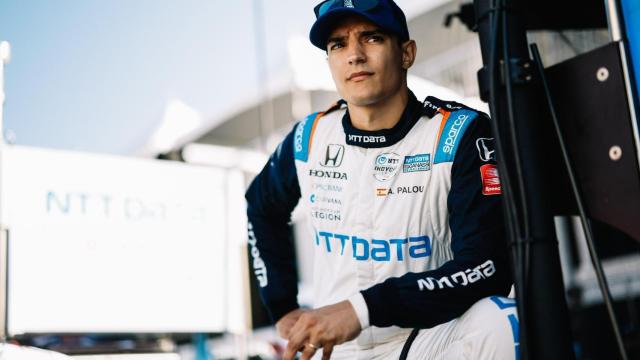 Alex Palou antes de una carrera