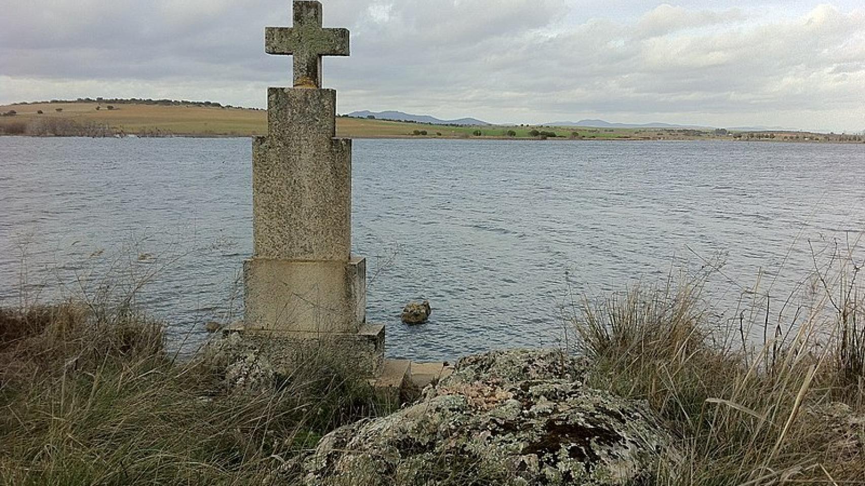 El embalse de El Vicario en una imagen de archivo. Foto: Ferropedia.