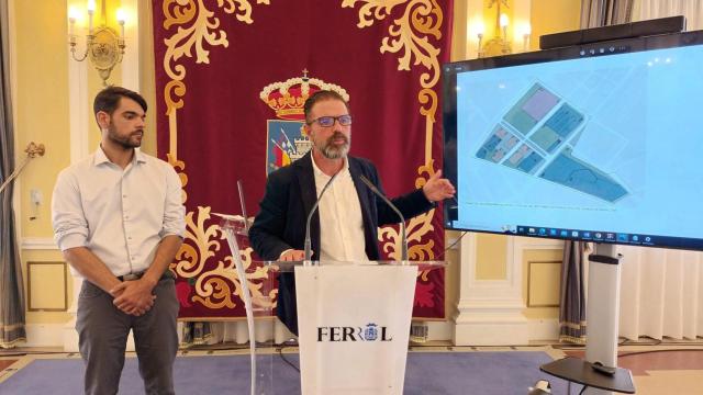 El alcalde de Ferrol, Ángel Mato, este mediodía