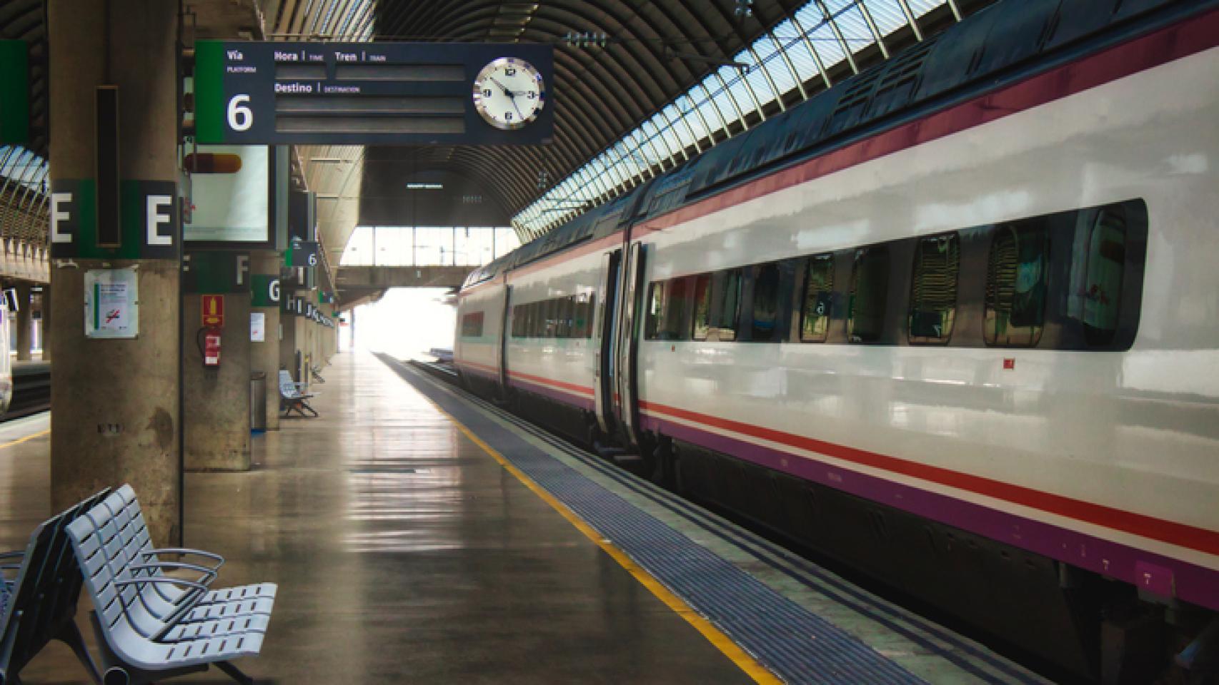 Guía para adquirir los abonos con descuento de Renfe a partir de este miércoles.