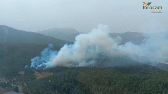 Imagen aérea del incendio de Riópar (Albacete).