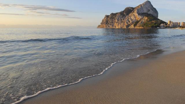 La playa de la Fossa de Calpe, en una imagen promocional del Ayuntamiento.