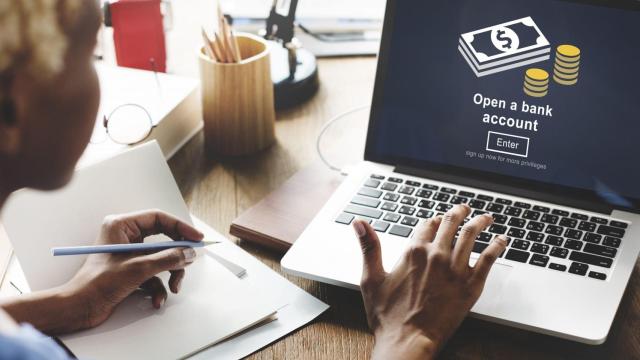 Detenido un vecino de As Pontes (A Coruña) por presuntos delitos de estafa y falsedad documental