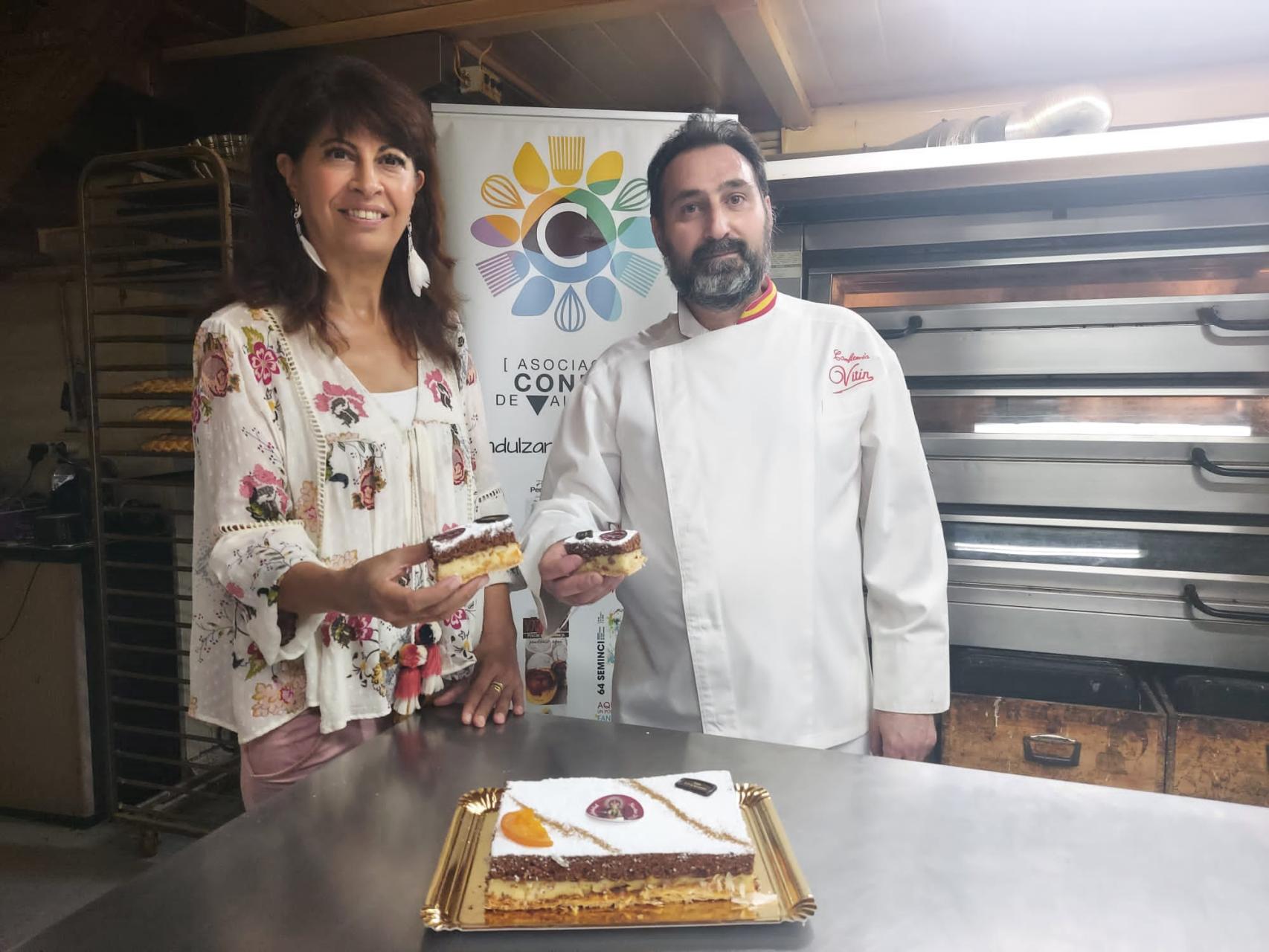 Presentación de la tarta de San Lorenzo.