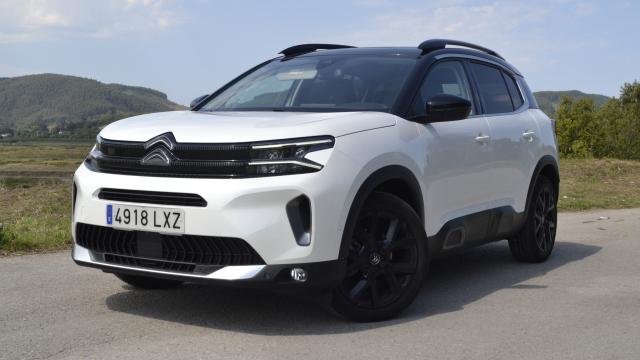 El Citroën C5 Aircross es uno de los C-SUV más grandes de su segmento.