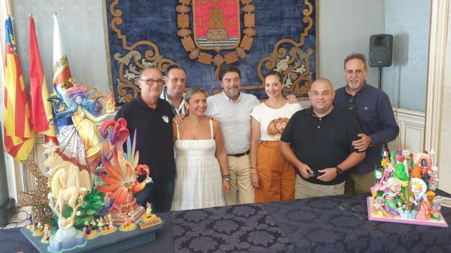 'Geoda' y 'D'Alacant al món' son los monumentos oficiales de las Hogueras de Alicante 2023.