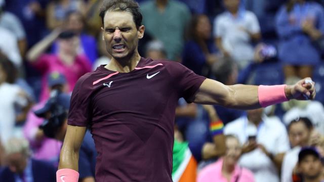 Nadal celebrando su victoria ante Fognini.