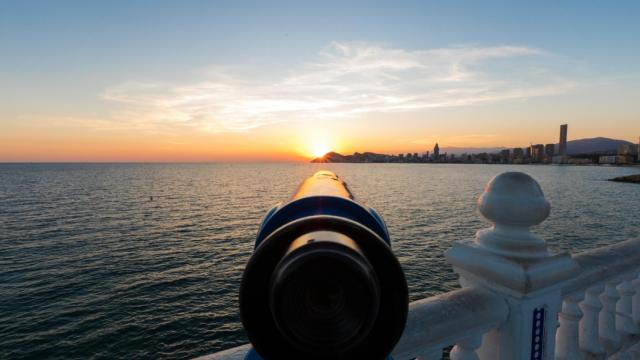 Puesta de sol desde el Castillo de Benidorm, en imagen de archivo.