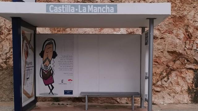 Imagen de archivo de una parada de autobús.