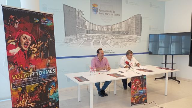 El alcalde de Santa Marta, David Mingo, y el concejal de Cultura, Francisco Miguel García
