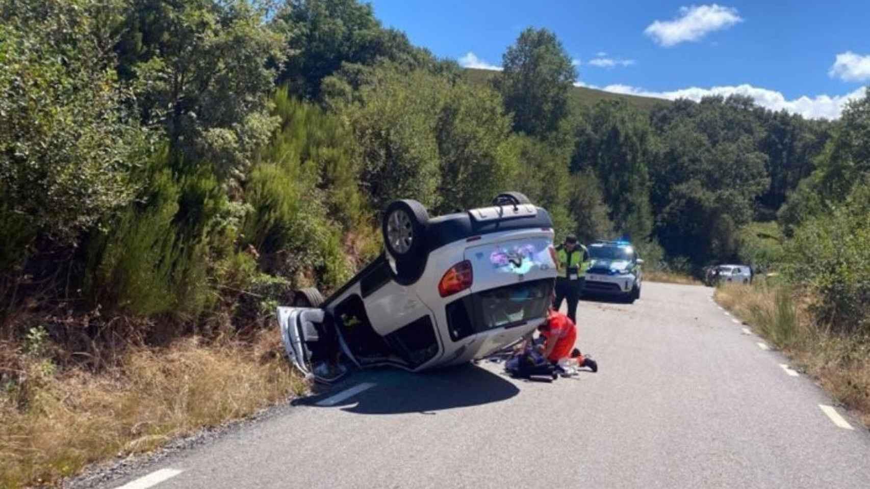 El vuelco de un vehículo en la provincia de Zamora.