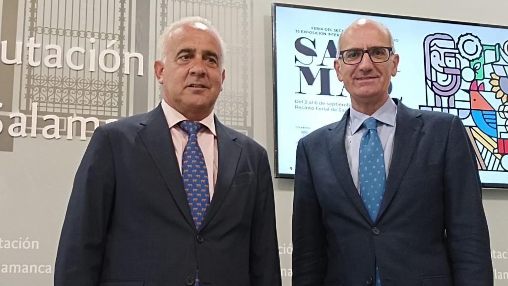 El diputado de Ferias y Mercados y el más longevo con 28 años en La Salina, Jesús María Ortiz, y el presidente de la Diputación, Javier Iglesias