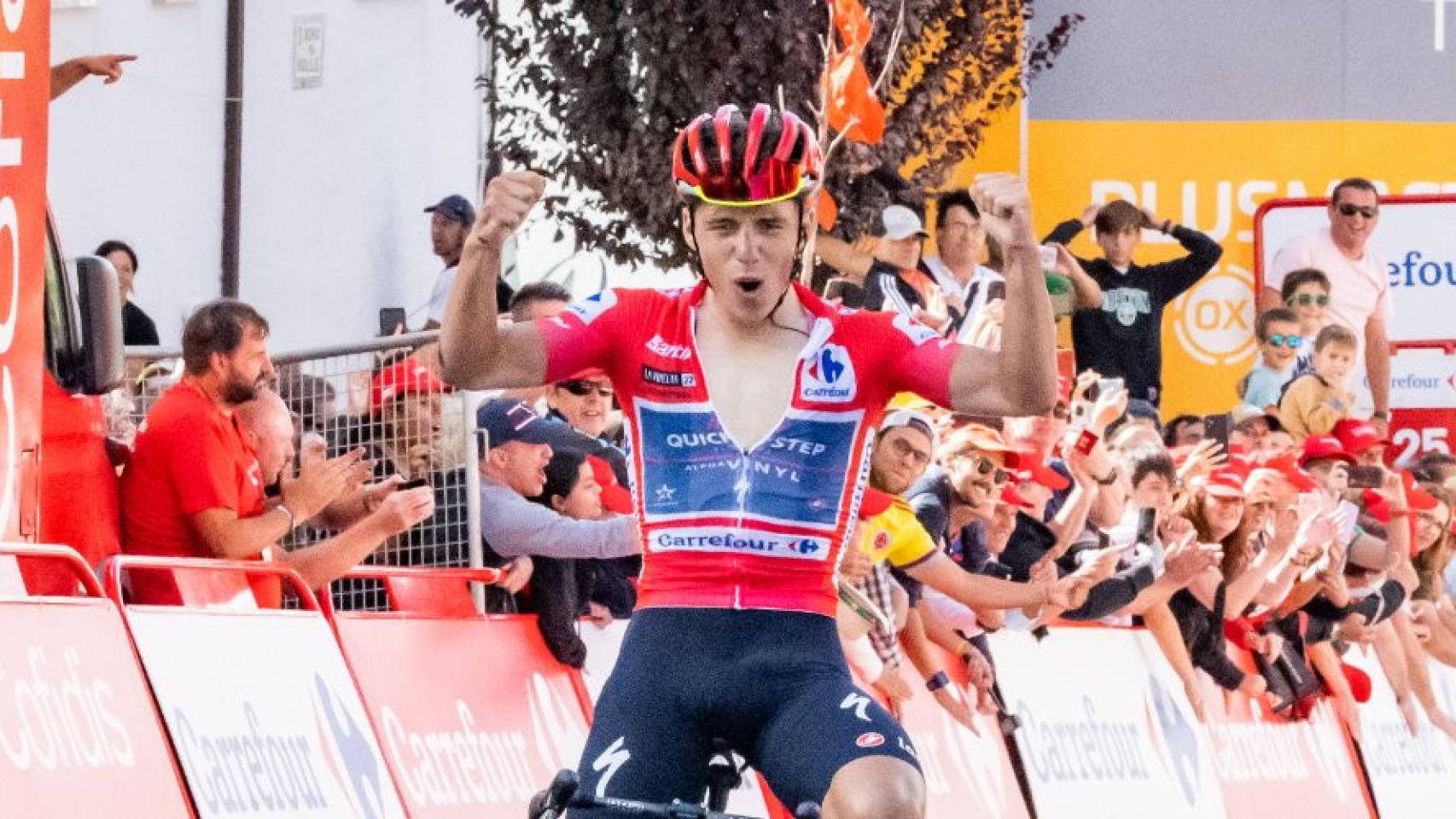 Evenepoel es insaciable: gana en el Alto del Piornal y deja casi sentenciada la general de La Vuelta