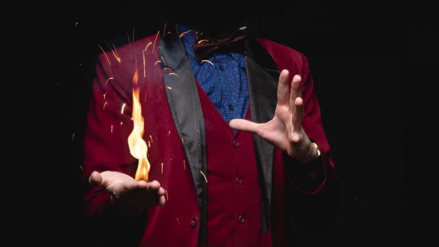 Espectáculo de magia e ilusionismo.