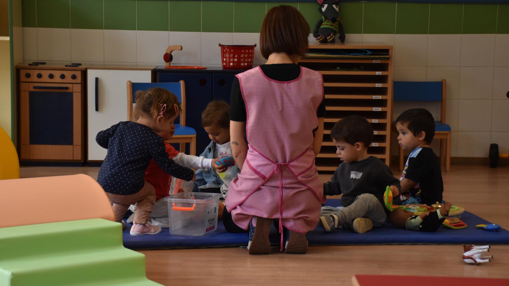 Primer día de las aulas de 2 a 3 años en el CEIP Arias Gonzalo (Zamora)