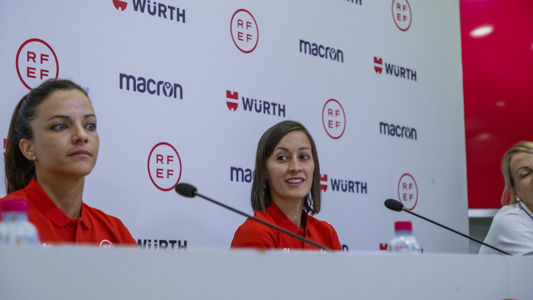 Marta Huerta de Aza, Guadalupe Porras Ayuso y Yolanda Parga, responsable del arbitraje femenino del Comité Técnico de Árbitros.