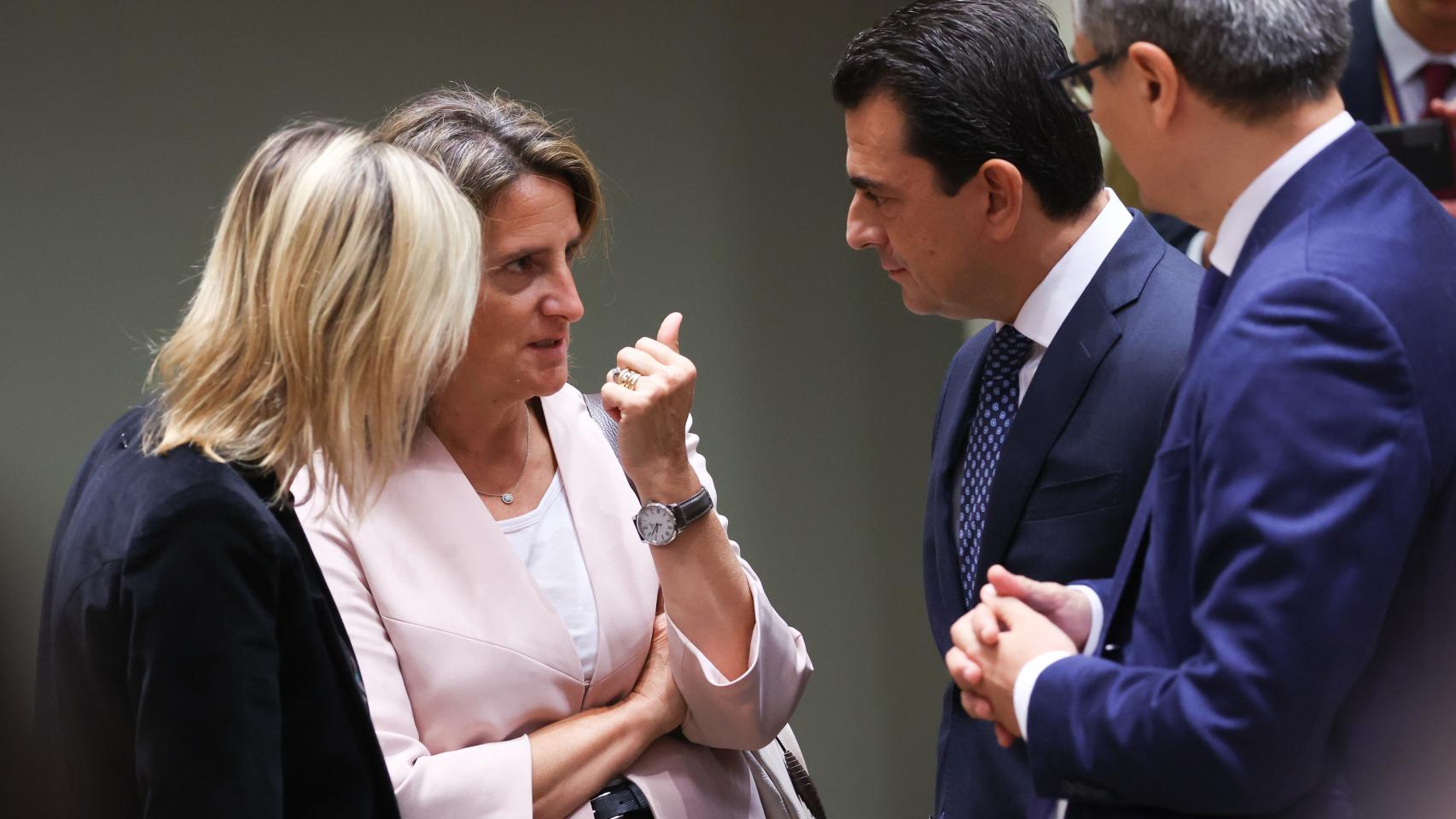Teresa Ribera conversa con sus homólogos europeos durante la reunión de ministros de Energía de este viernes