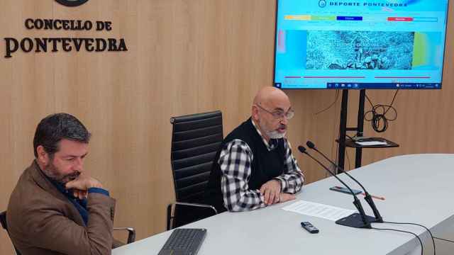 El teniente de alcalde de Pontevedra, Tino Fernández, y el jefe del Servizo Municipal de Deportes, Jaime Agulló.