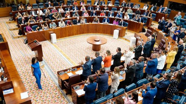 La presidenta de la Comunidad de Madrid en la Asamblea de Madrid en el mes de septiembre.