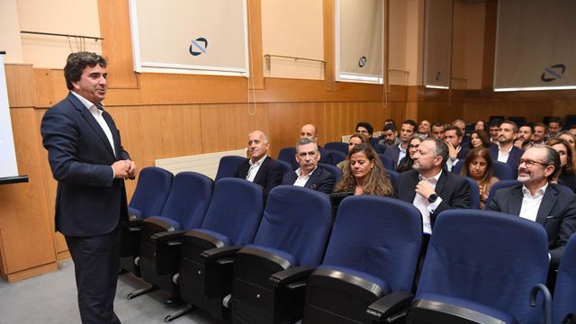 Visita del Banco Santander al Puerto de A Coruña.