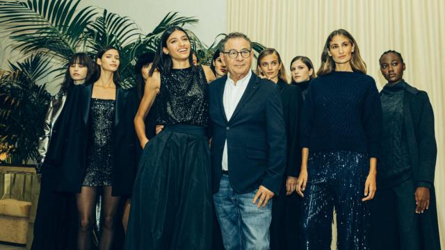 Roberto Verino con las modelos la presentación de #estiloverino.