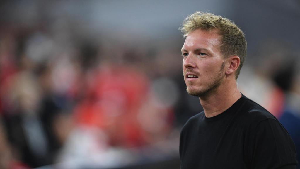 Julian Nagelsmann desde el banquillo del Allianz Arena