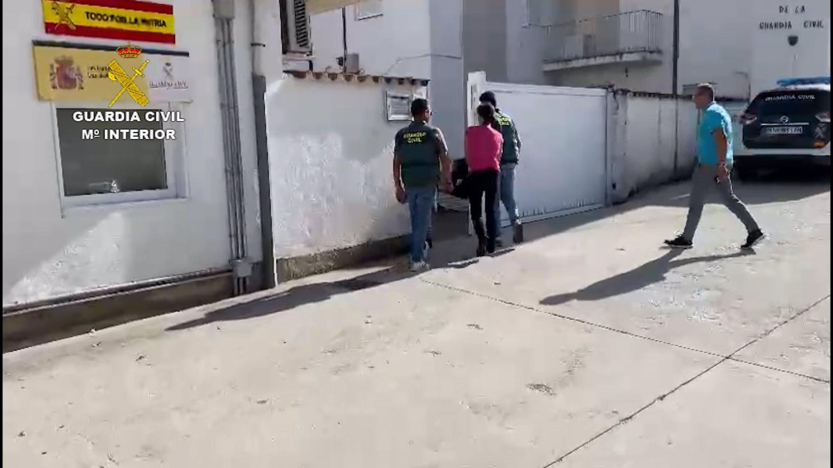 Prisión para una mujer por cinco incendios que quemaron un millar de hectáreas en Verín (Ourense).