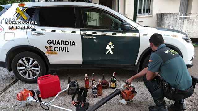 Efectos devueltos por los detenidos en Tomiño (Pontevedra).